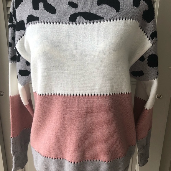 SALE 🔥 Color Block Leopard Boat Neck Sweater – Grey, White & Pink – NWOT - Picture 3 of 11
